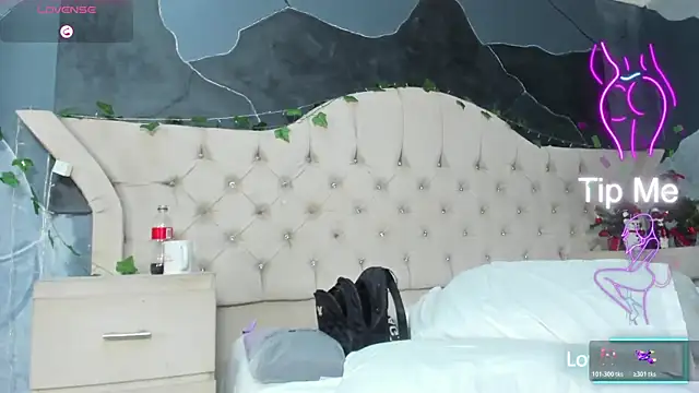 AmbarFoxx_ live sex cam