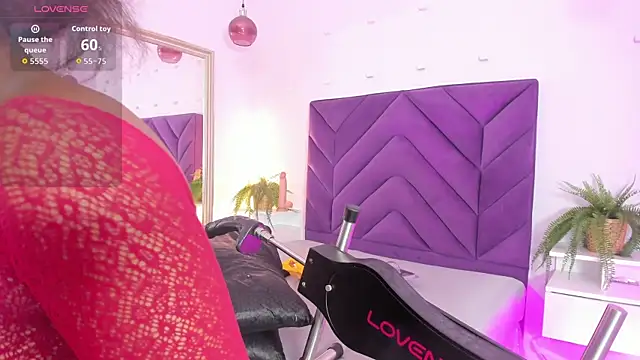 Maddyjohnsonn's cam snapshot