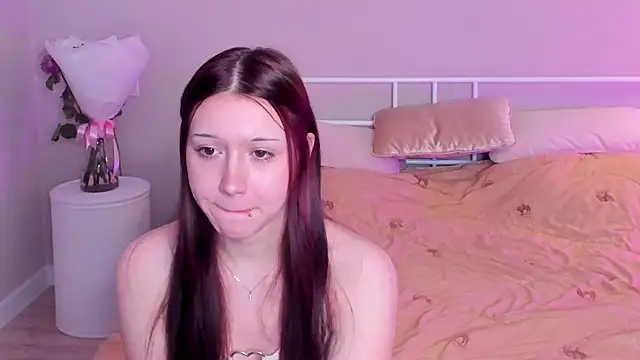 luxmeltmoon's cam snapshot