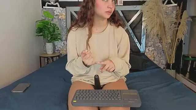 hinata_itachi's cam snapshot