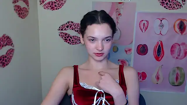 _SusieSu_'s cam snapshot