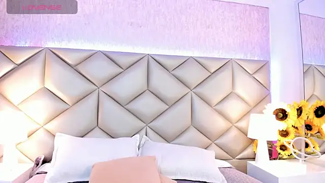 dafnne_hall's cam snapshot