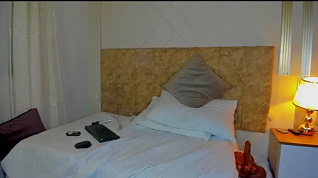 angelinarouse_'s cam snapshot