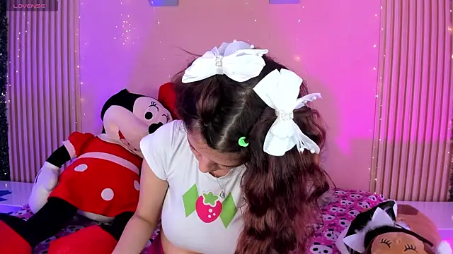 Sofi_cutiee's cam snapshot