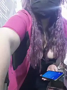 hot_tailoring's cam snapshot