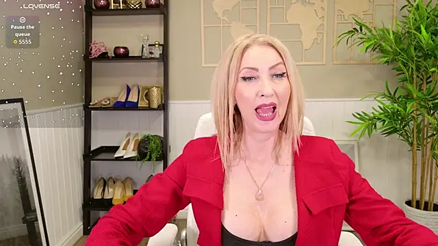 LadyLeea's cam snapshot