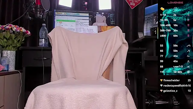 Raissa_sky26's cam snapshot