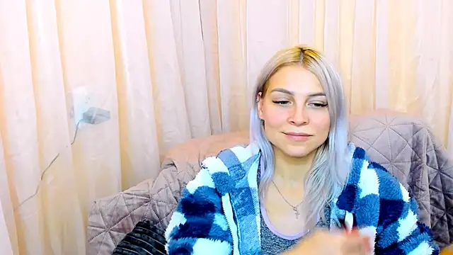 FoxyKathryn's cam snapshot