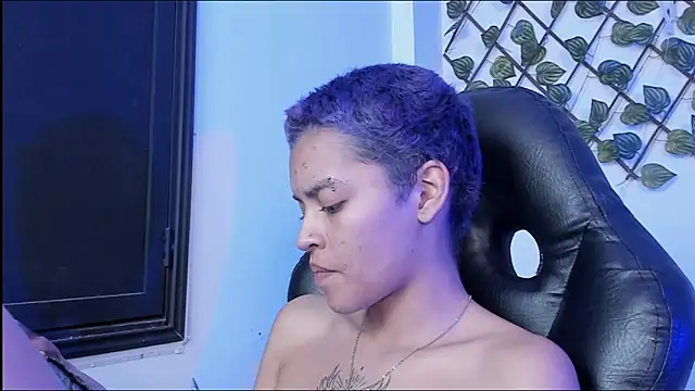 Anny_Kiitty's cam snapshot