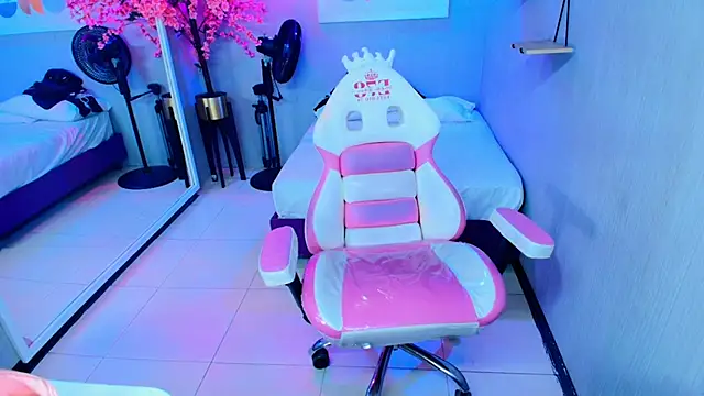 Maggy_t18's cam snapshot