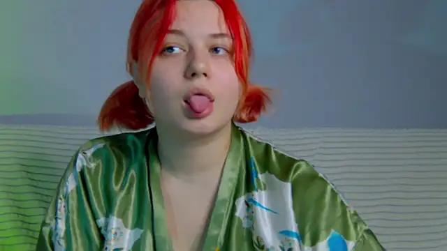 Stella_Swann's cam snapshot