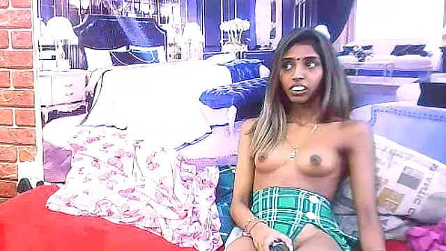 IndianSexySlender's cam snapshot