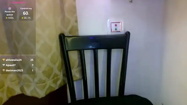 Teekhi_mirchii's cam snapshot