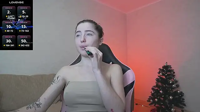 Luxuryalma's cam snapshot