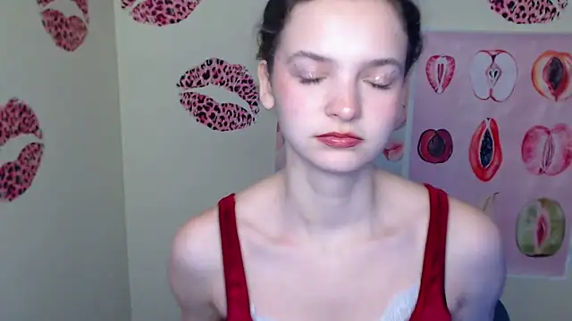 _SusieSu_'s cam snapshot