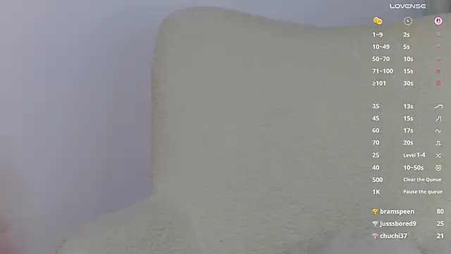 KariDollar's cam snapshot