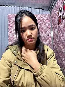 Sisilaydy_01's cam snapshot