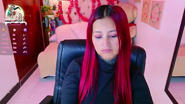 meghan_nill's cam snapshot