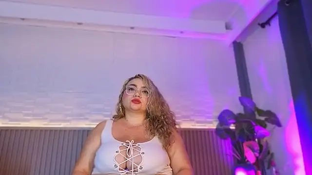 Amber_bunnyx01's cam snapshot