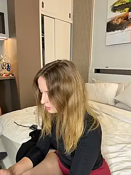 Nura_n_Sarah's cam snapshot