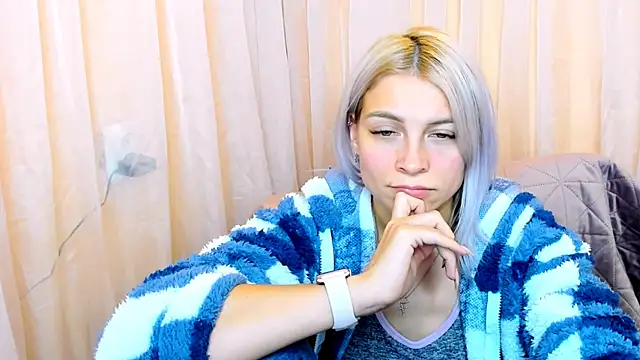 FoxyKathryn's cam snapshot