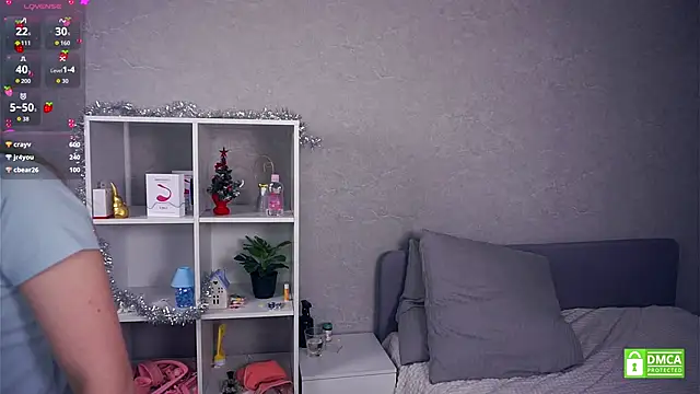 EarnestineGyllenband's cam snapshot