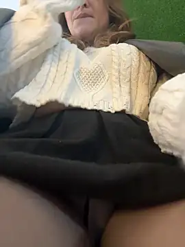 CrazyTori's cam snapshot