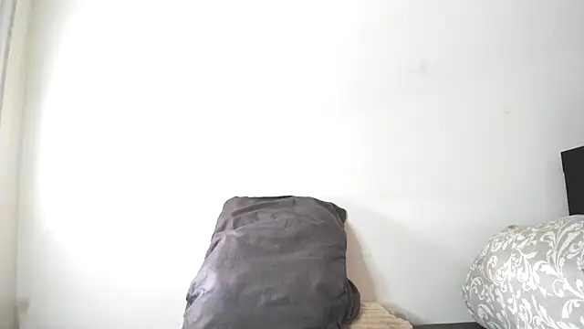 CristalDivine's cam snapshot