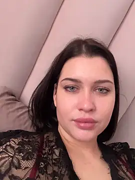 KikiWatson's cam snapshot