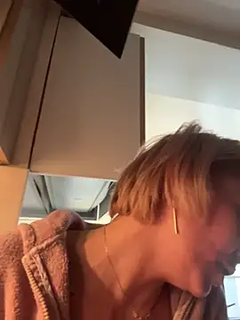 tanyagrey's cam snapshot