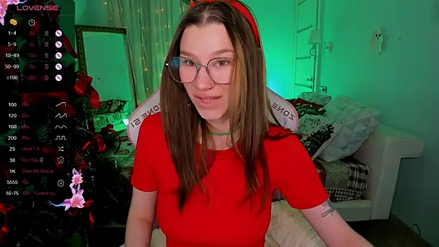 LinaBlossom_'s cam snapshot