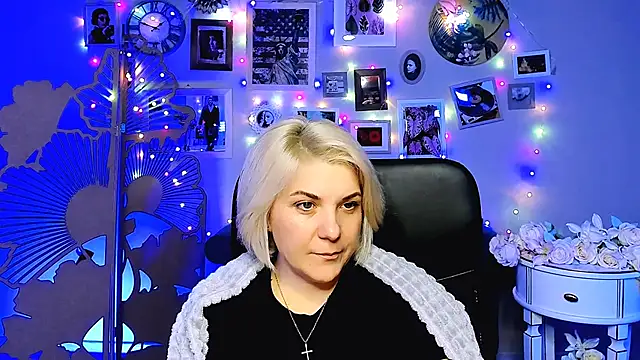 EvaEvals's cam snapshot