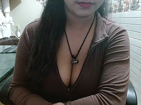 LovingPihu's cam snapshot