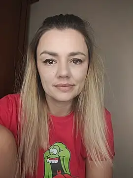 KrissSexi's cam snapshot