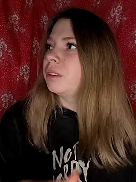 Zuli_Kiska's cam snapshot