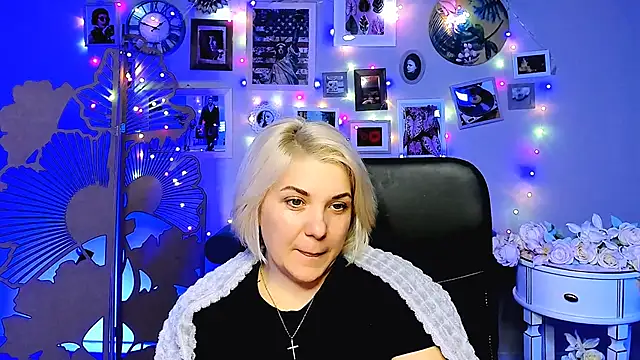 EvaEvals's cam snapshot