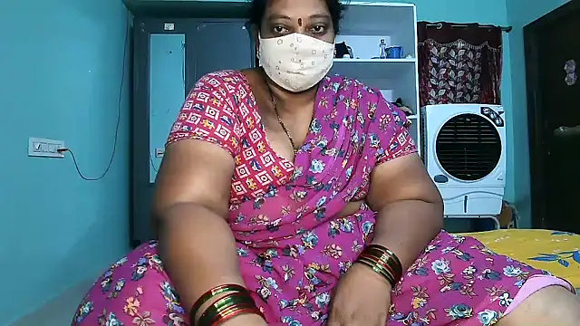 Honey__baby_'s cam snapshot