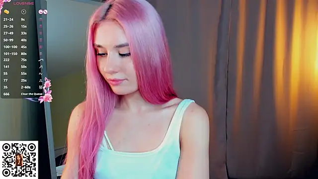 MinaRuzzo's cam snapshot