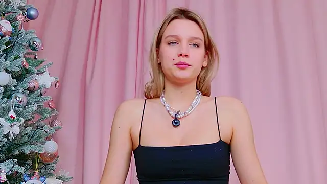 MeowthLilu's cam snapshot