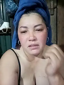 sary-hot2x's cam snapshot