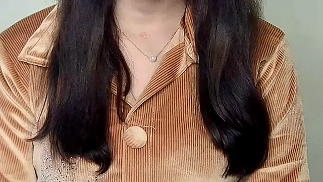 Naina_For_You's cam snapshot