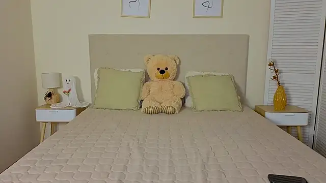 Real_nature__'s cam snapshot