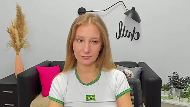 LolaWilsons's cam snapshot