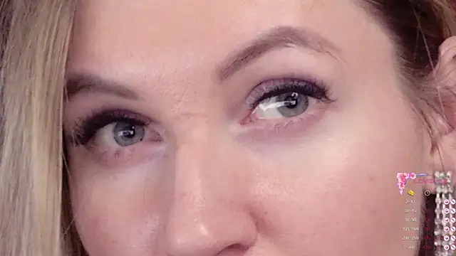 Hello_Lisha's cam snapshot