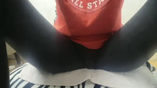 Web_Lady's cam snapshot