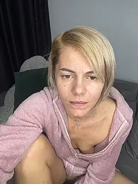 tanyagrey's cam snapshot