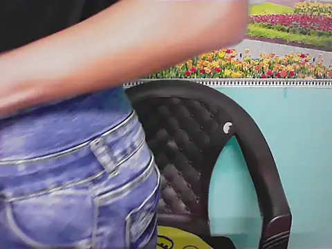 Lovely_bhabhi143's cam snapshot