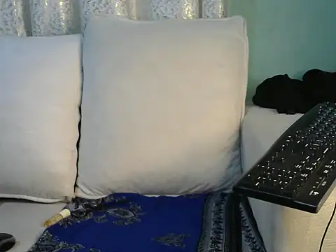 Caryyyl's cam snapshot