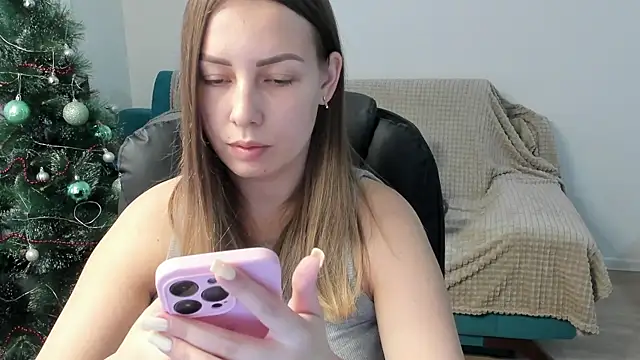 Mia_shy1's cam snapshot