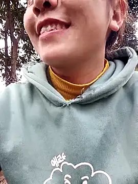 -Lanaa-'s cam snapshot